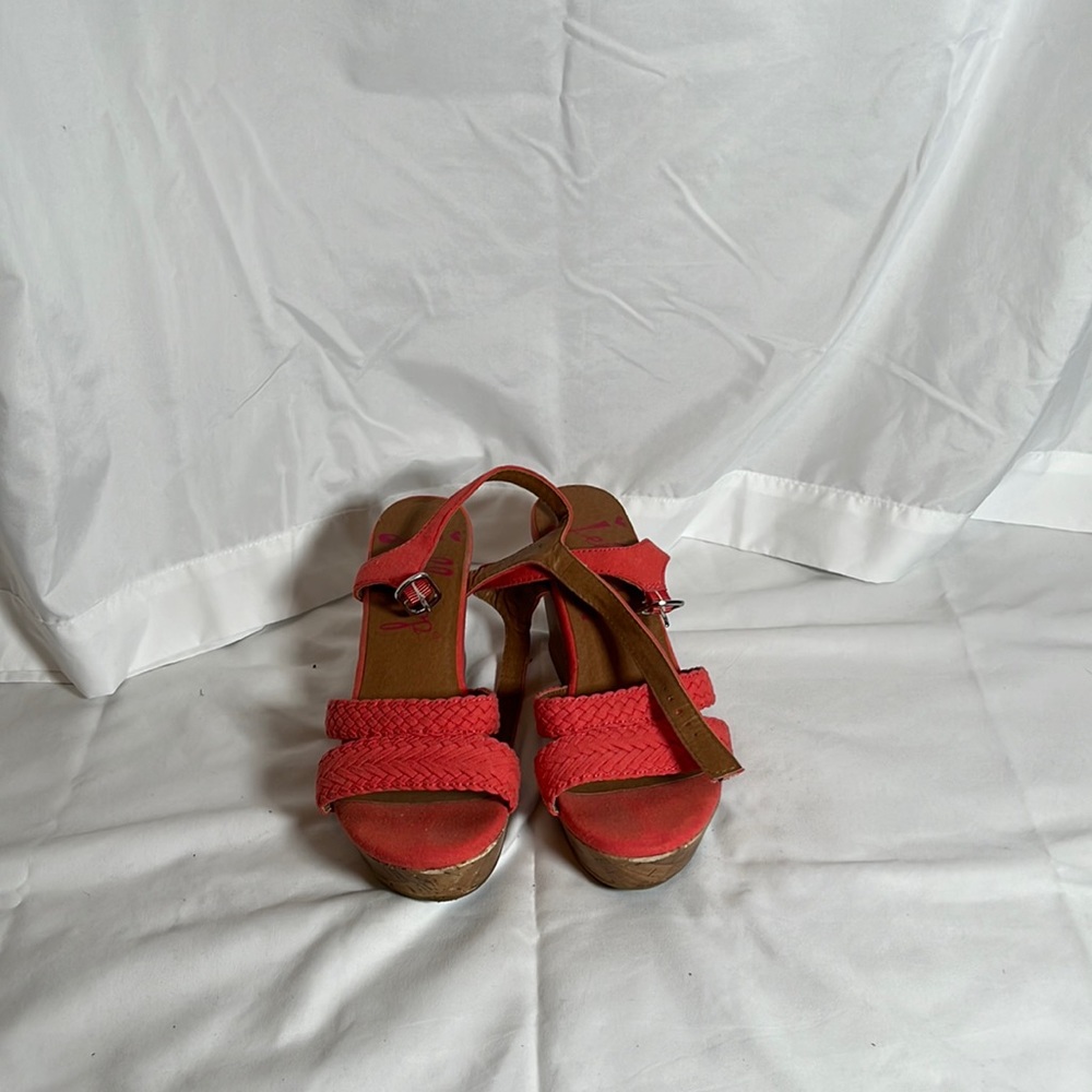 CORAL/PEACH HEELED SANDALS